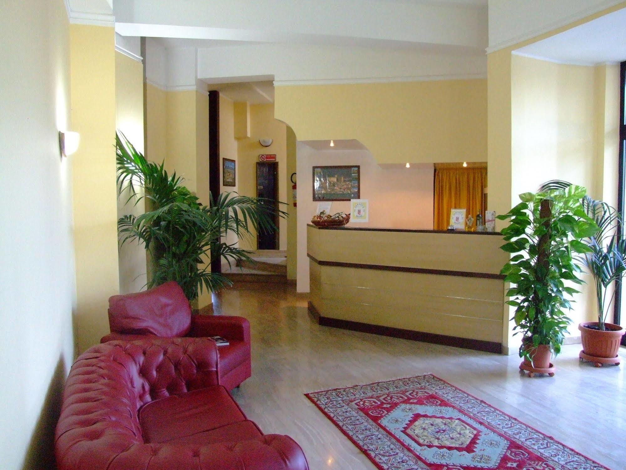 Hotel San Luca Rossano Exterior photo