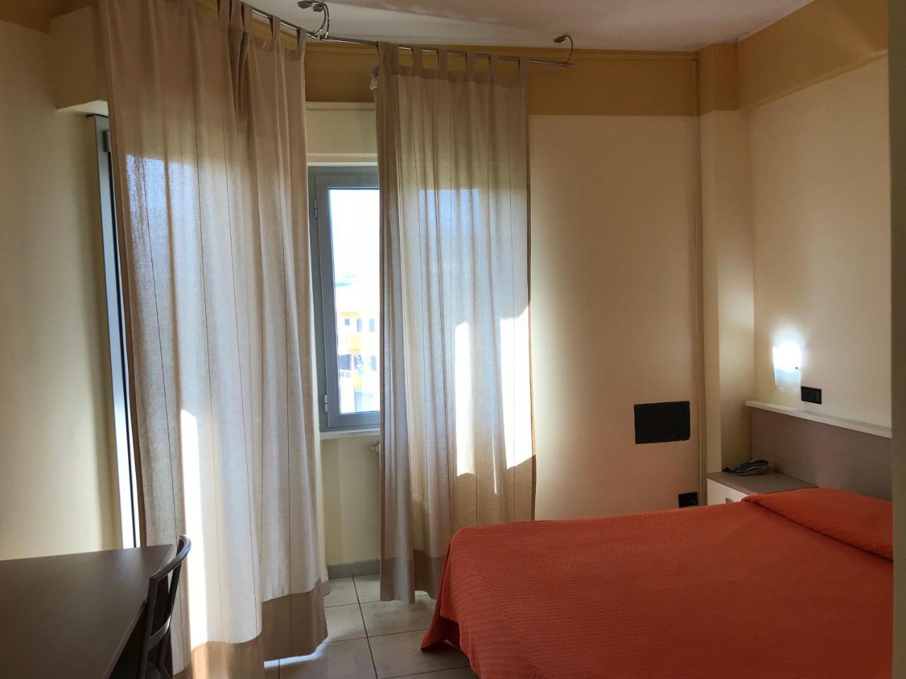 Hotel San Luca Rossano Exterior photo